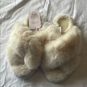 Audrey Women's Fluffy Cream Slippers
